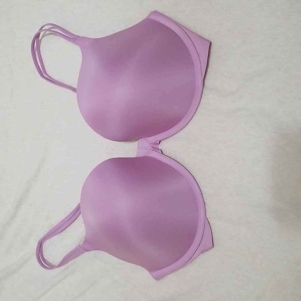 Victoria's Secret - 34E(DD) - Lavender Push Up Bra